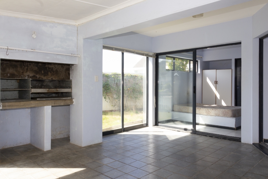 4 Bedroom Property for Sale in Royal Alfred Marina Eastern Cape